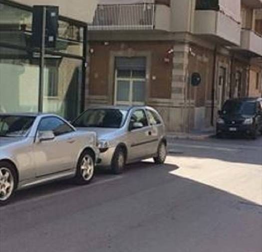 Parcheggio selvaggio ad Andria: ma se per un giorno i disabili foste voi?