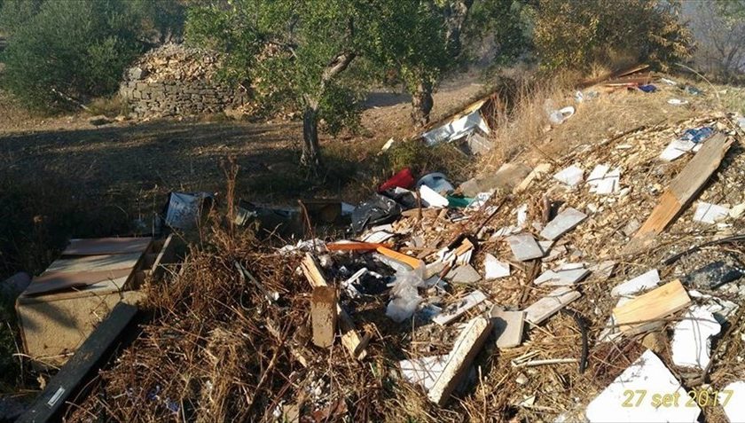 rifiuti abbandonati e tralicci depredati dal rame nelle campagne andriesi