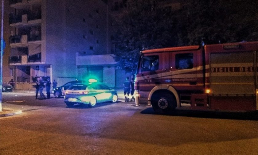 Un boato scuote la notte: bomba davanti ad un'abitazione in via Mattia Preti