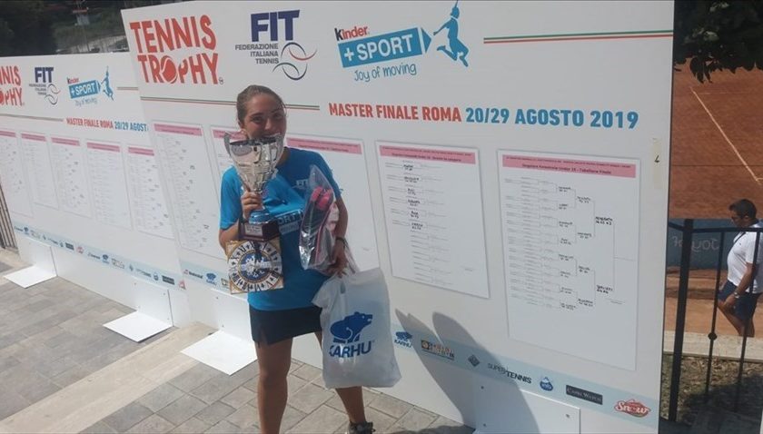 La giovane Alessia Terlizzi campionessa di tennis e solidarietà