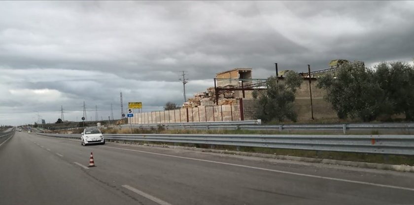 Perde il controllo dell'autovettura sull'Andria-Trani: ferita 29enne andriese
