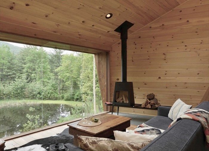 Casette in legno: come creare un arredamento moderno per case estive